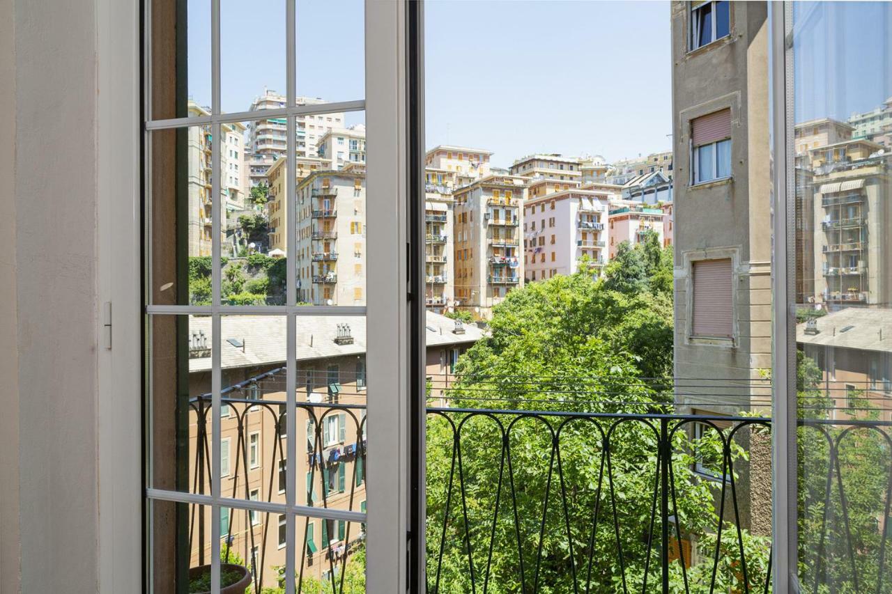 Sunny Apartment Over The Harbor Cenova Dış mekan fotoğraf